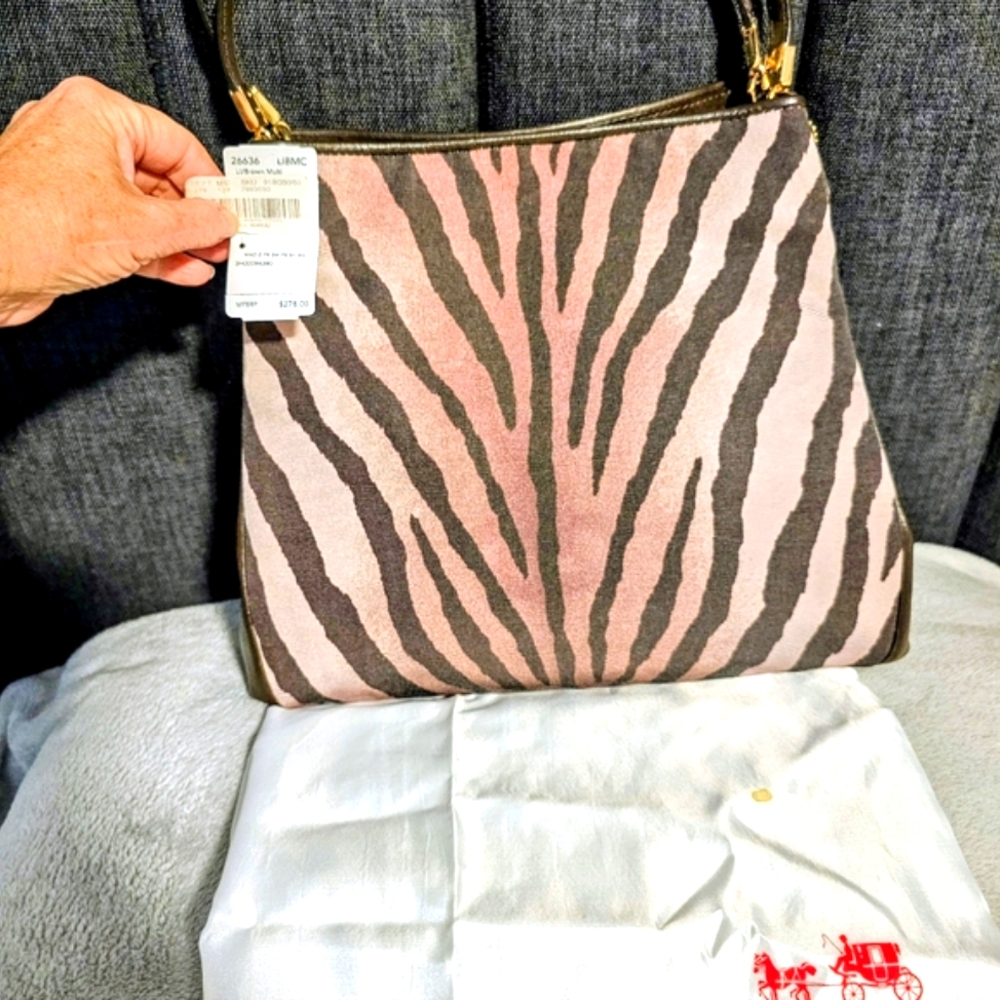 COACH! Beautiful NWT zebra print authentic cloth/leather purse.